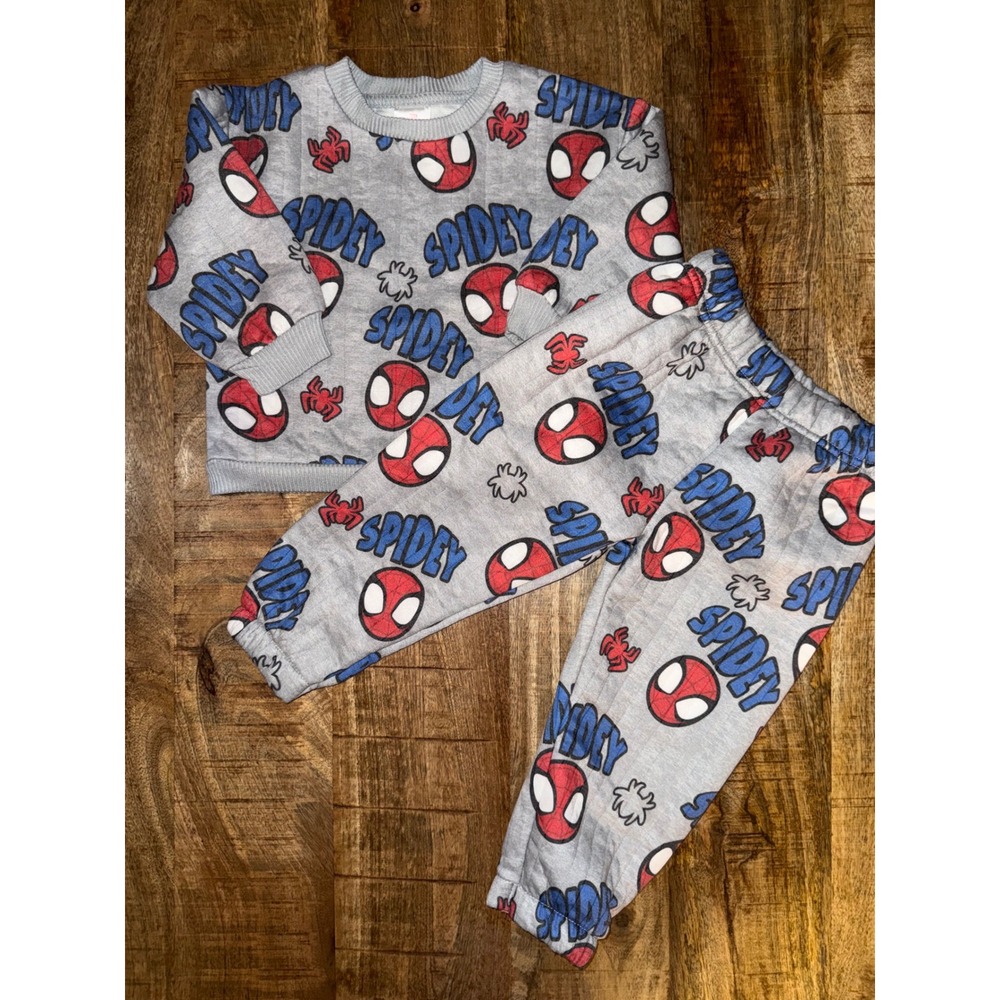 Marvel Spidey and His Amazing Friends 2T Gray Quilted Sweatshirt and Joggers Set
